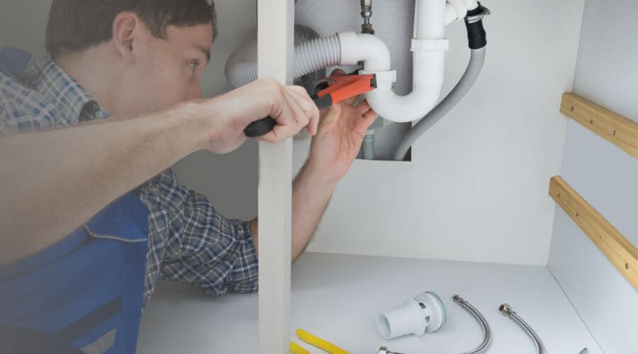 Professional Leak Detection Services in Heltonville, IN